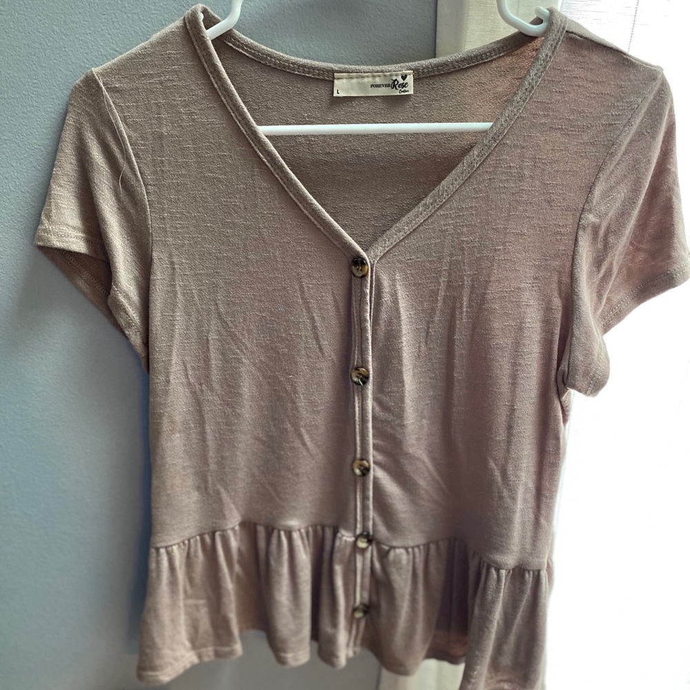 Short sleeve top
